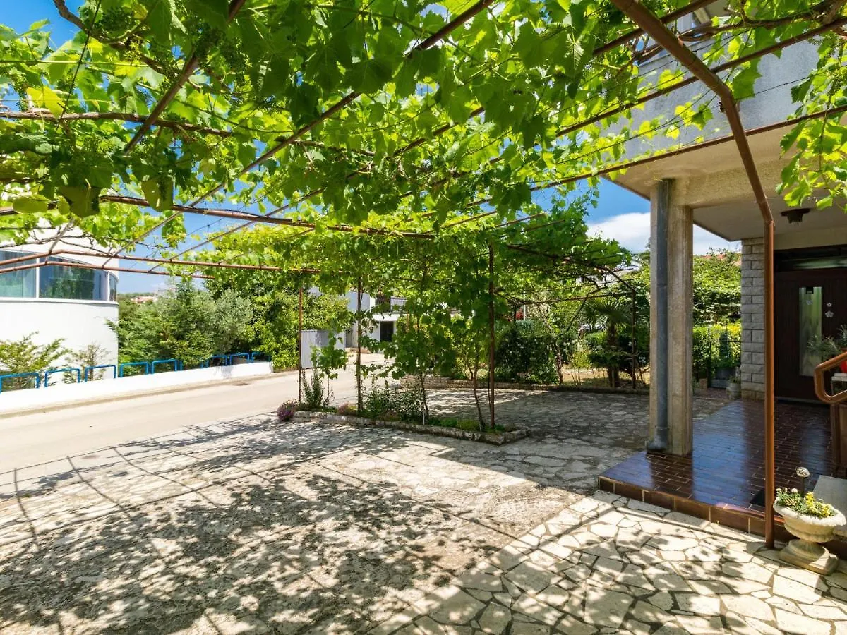 Apartment Bellevue - PUL330-1 Pjescana Uvala Croatie